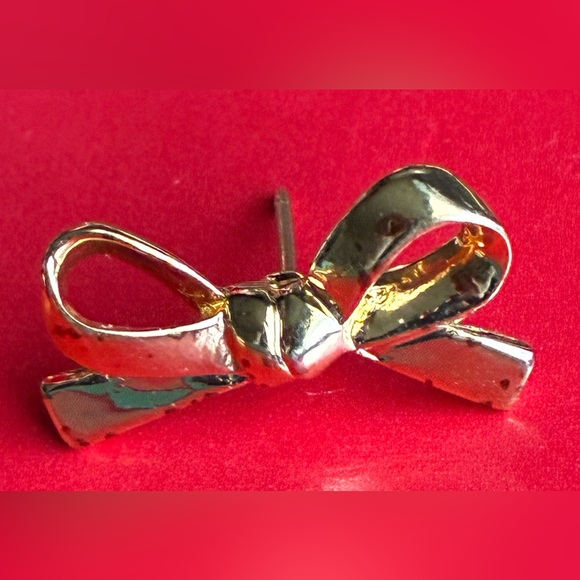 kate spade Gold Bow Earrings - Picture 5 of 5